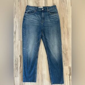 Women’s Everlane “The Original Cheeky” Raw Hem Jean - size 30